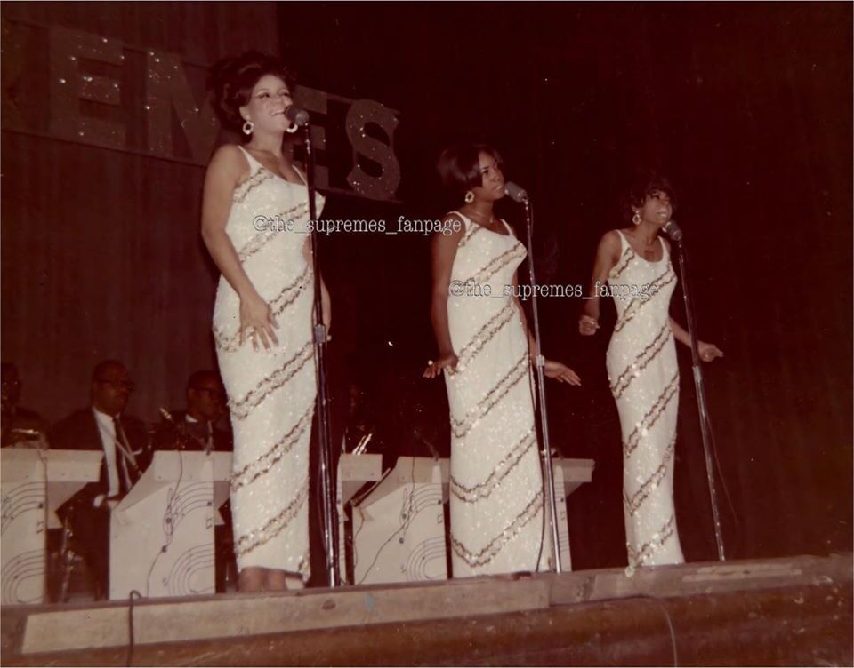 Name:  1967 supremes Cleveland Music Hall in Cleveland, Ohio on February 9, 1967 1.jpg
Views: 406
Size:  72.7 KB