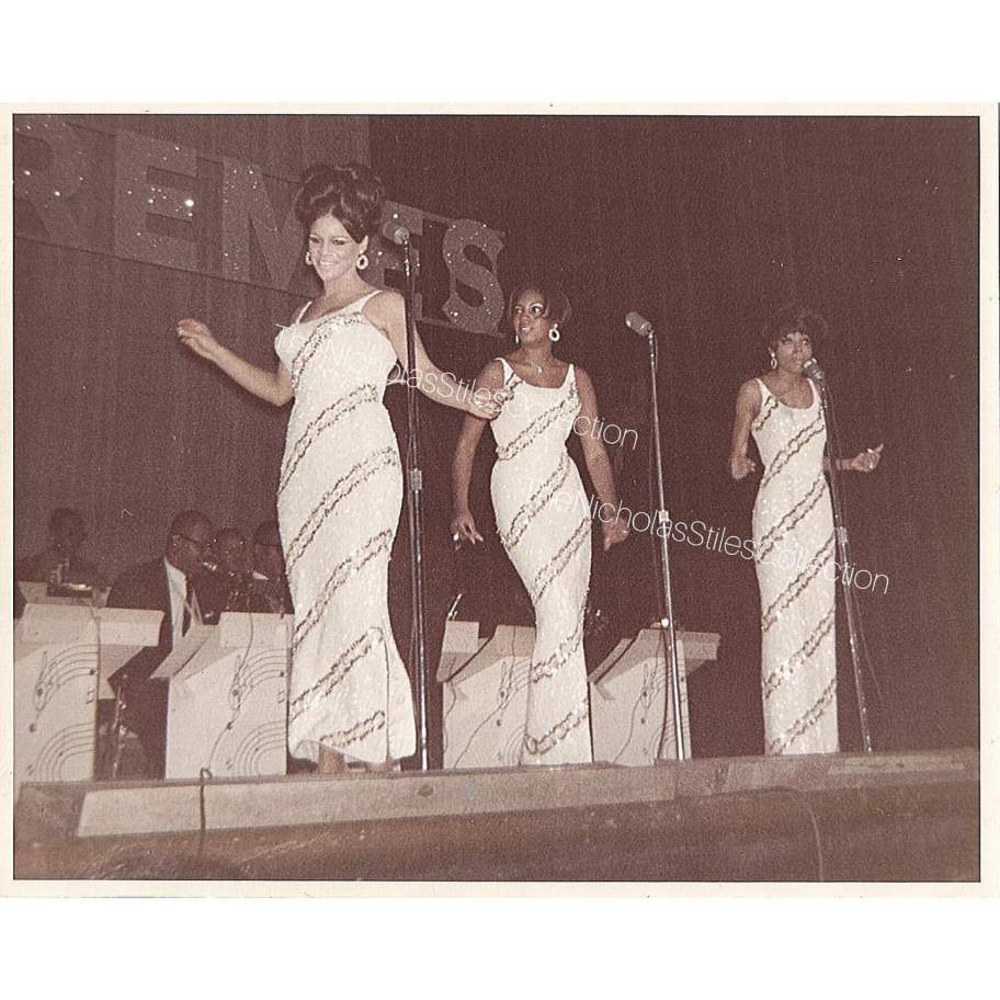Name:  1967 supremes Cleveland Music Hall in Cleveland, Ohio on February 9, 1967 2.jpg
Views: 563
Size:  98.4 KB