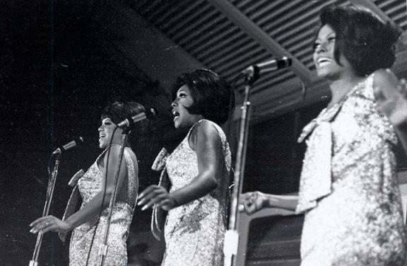 Name:  1966-Supremes-live-8.jpg
Views: 468
Size:  37.5 KB
