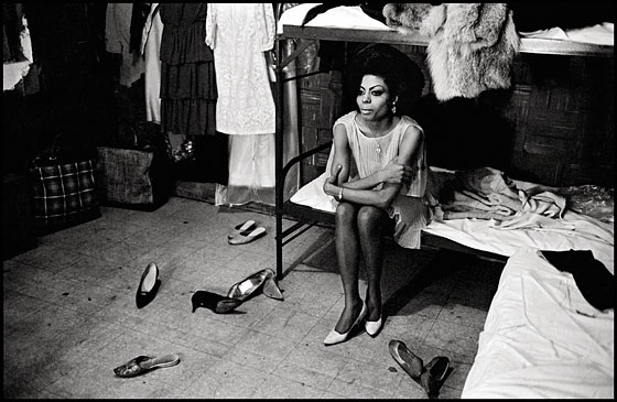 Name:  Diana Ross Back stage at the Apollo1965 Photo by Bruce Davidson.jpg
Views: 1004
Size:  62.6 KB